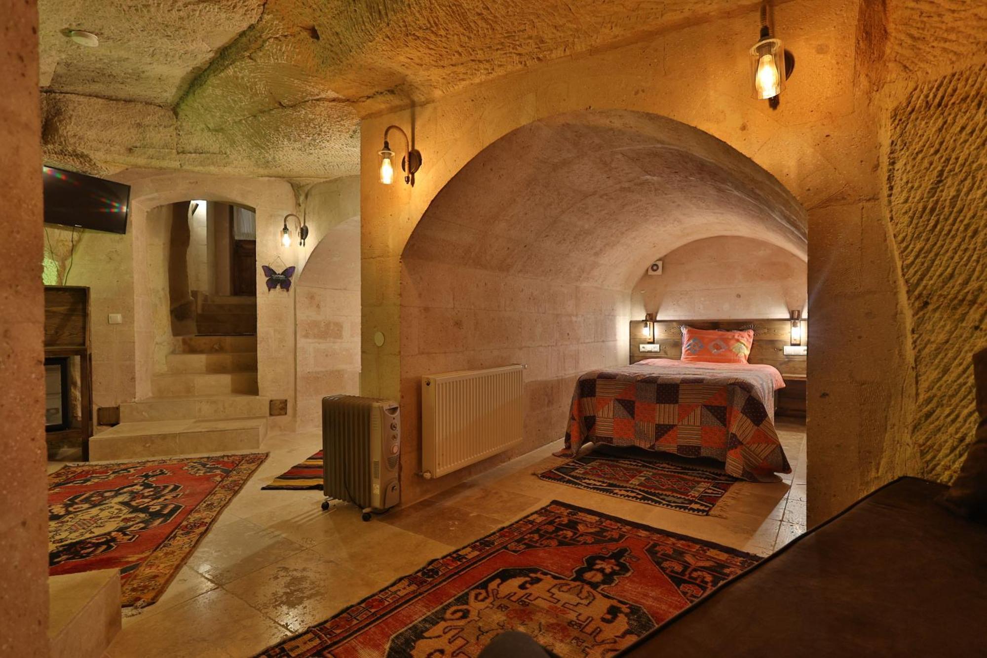 เดมิซอส เคฟ โฮเต็ล Hotel อูร์กุบ ภายนอก รูปภาพ