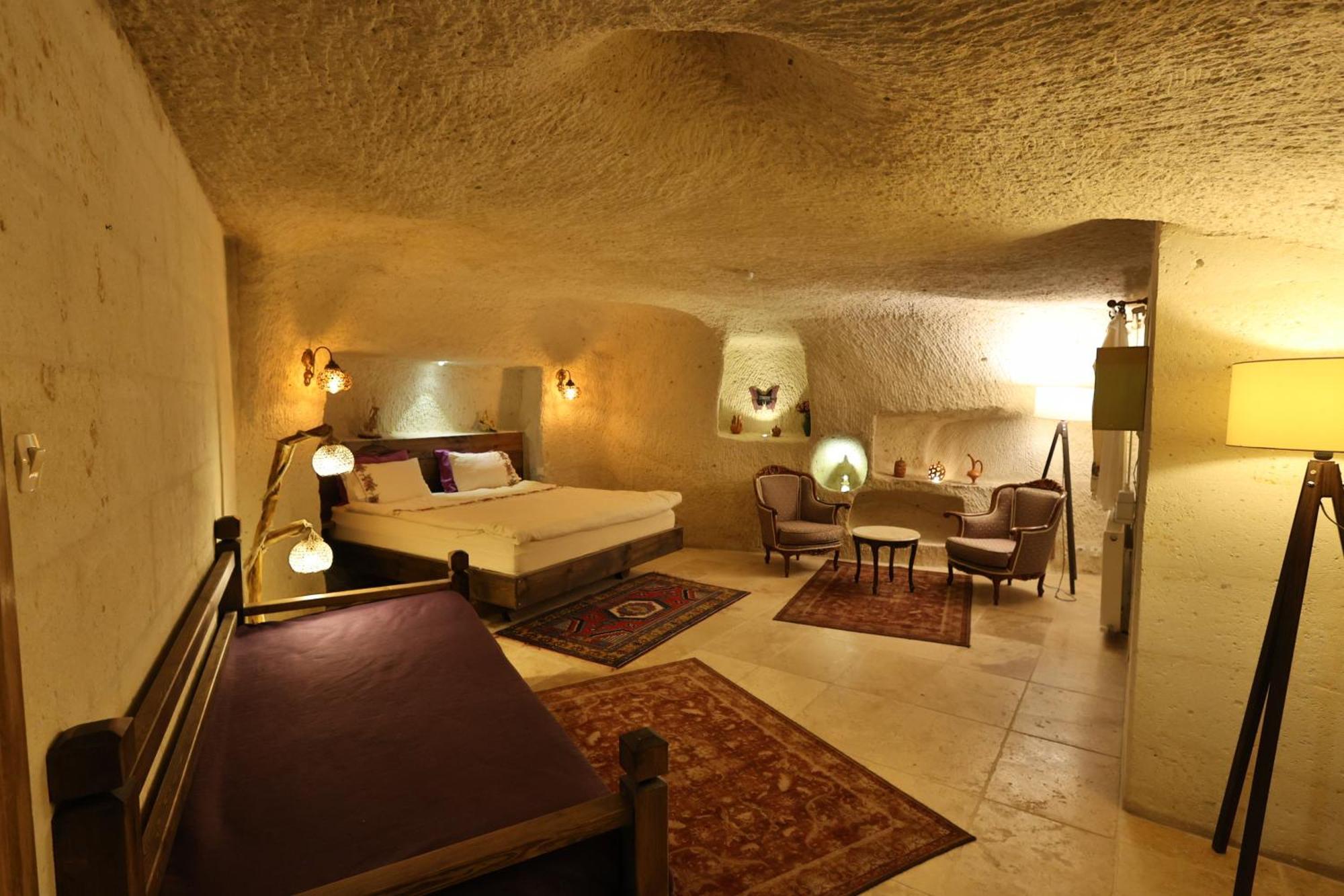 เดมิซอส เคฟ โฮเต็ล Hotel อูร์กุบ ภายนอก รูปภาพ